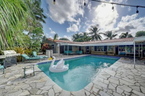 Very Private, Secluded, Tropical Resort Property with Heated Pool!